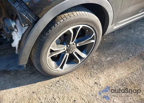 2015 Ford Explorer Sport z USA, uszkodzony, nr VIN 1FM5K8GTXFGC37945